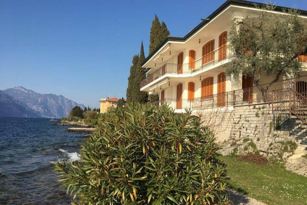 Villa Francesca-Grande Appartamento In Riva Al Lago Brenzone sul Garda Kültér fotó