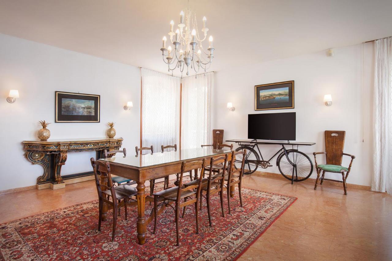 Villa Francesca-Grande Appartamento In Riva Al Lago Brenzone sul Garda Kültér fotó
